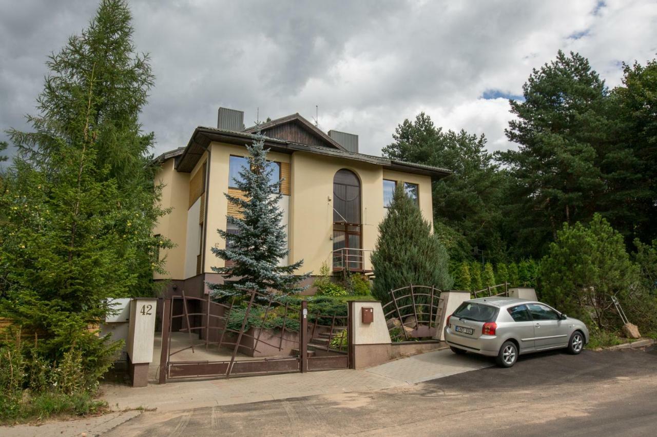 Laura Apartment Vilnius Exterior photo