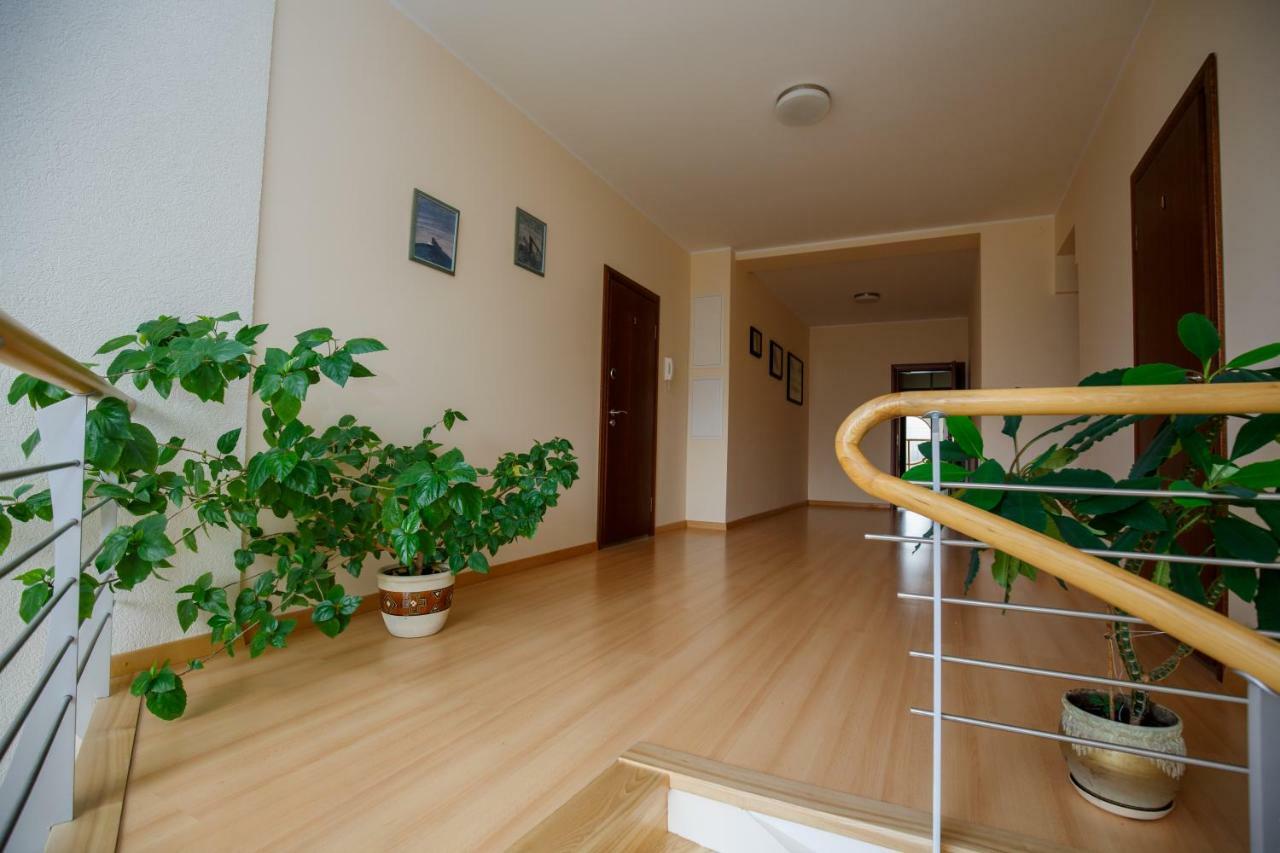 Laura Apartment Vilnius Exterior photo